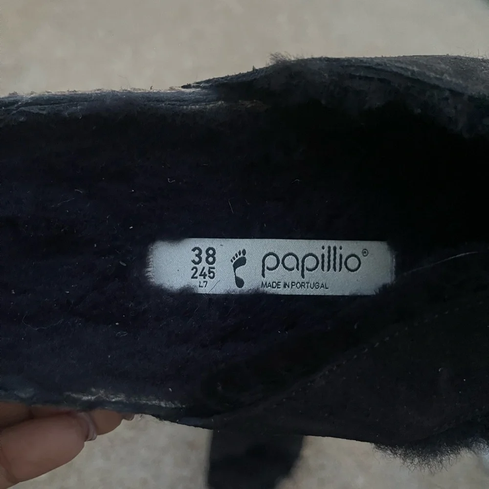 Birkenstock Black Fuzzy Sandals - Picture 6 of 6